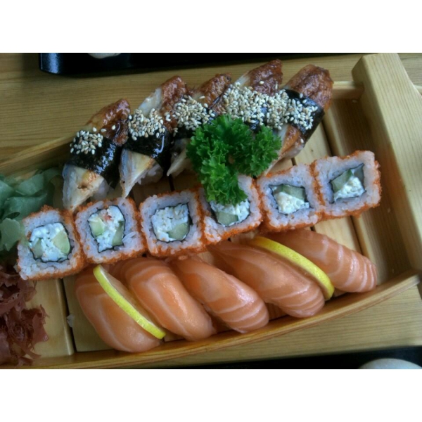 Ресторанный сервис бронирования столиков menu-rest.com - Интерьер ресторана "Тануки"