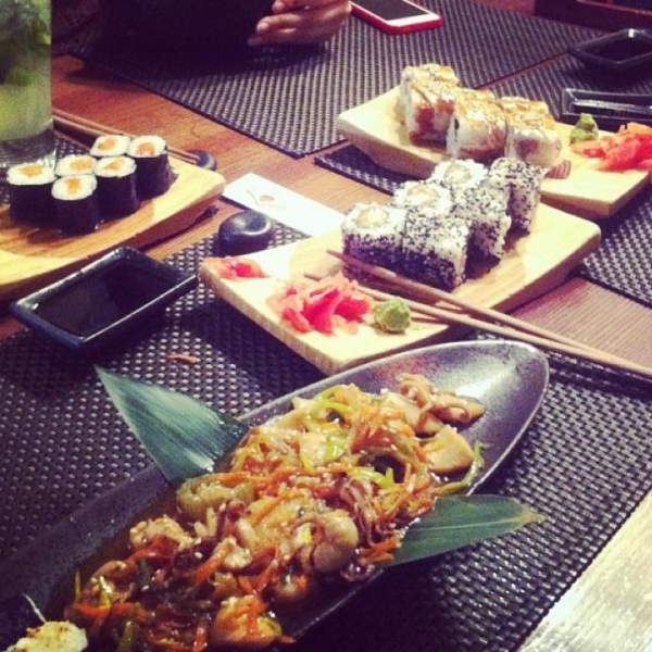 Ресторанный сервис бронирования столиков menu-rest.com - Интерьер ресторана "Якитория"