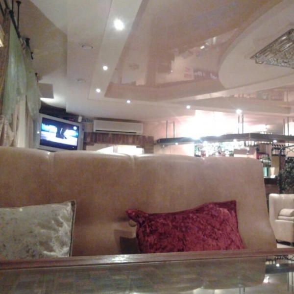 Ресторанный сервис бронирования столиков menu-rest.com - Интерьер ресторана "Оазис"