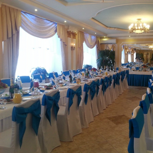 Ресторанный сервис бронирования столиков menu-rest.com - Интерьер ресторана "Оазис"