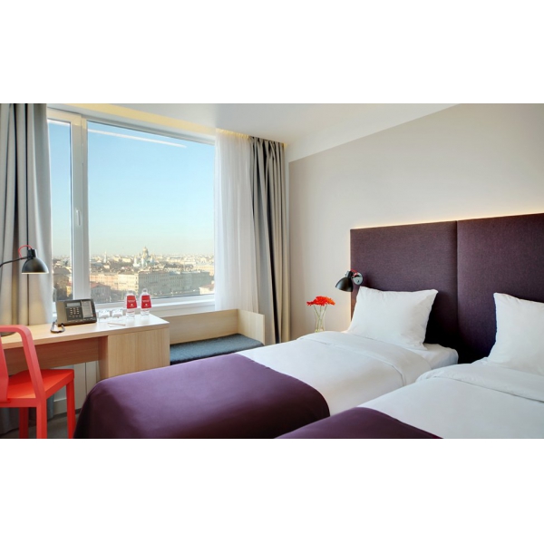 Ресторанный сервис бронирования столиков menu-rest.com - Интерьер ресторана "АЗИМУТ Отель Санкт-Петербург"