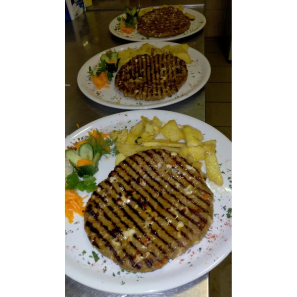 Ресторанный сервис бронирования столиков menu-rest.com - Интерьер ресторана "Балканский гурман"