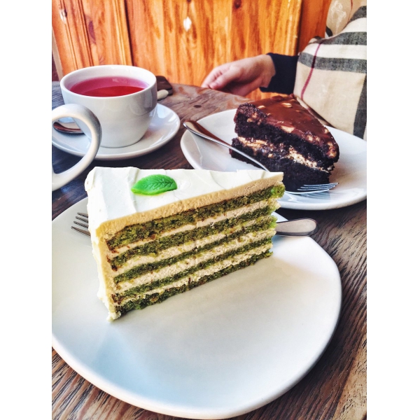 Ресторанный сервис бронирования столиков menu-rest.com - Интерьер ресторана "BIBLIOTEKA"