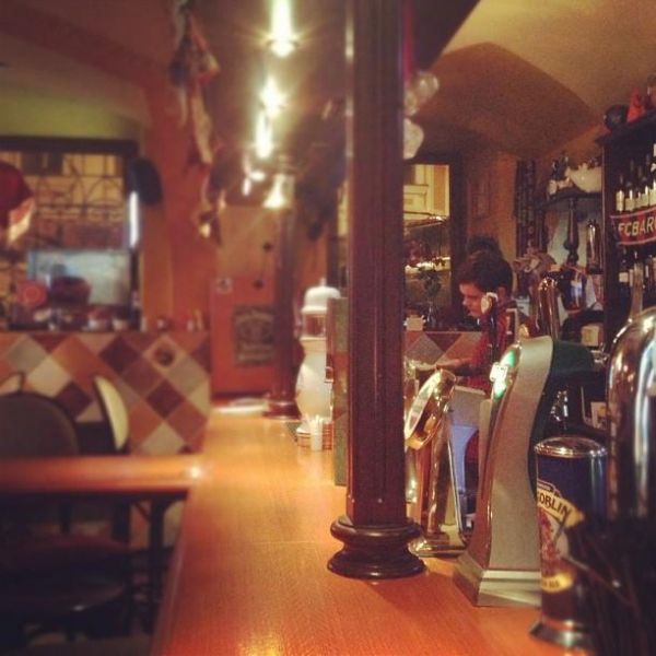 Ресторанный сервис бронирования столиков menu-rest.com - Интерьер ресторана "БАРСЛОНА"