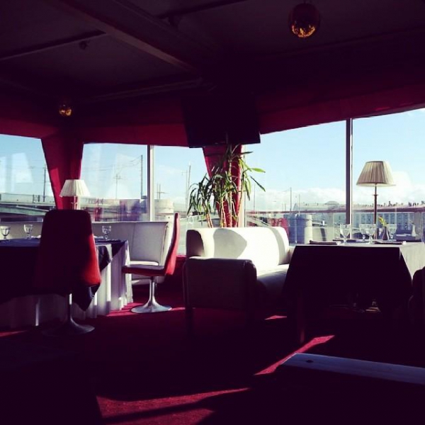 Ресторанный сервис бронирования столиков menu-rest.com - Интерьер ресторана "DoZari"