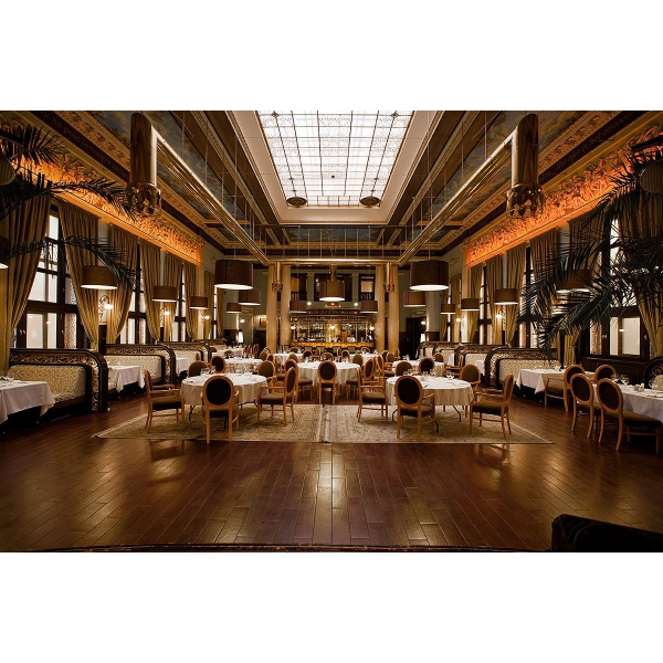 Ресторанный сервис бронирования столиков menu-rest.com - Интерьер ресторана "Brasserie de Metropole"