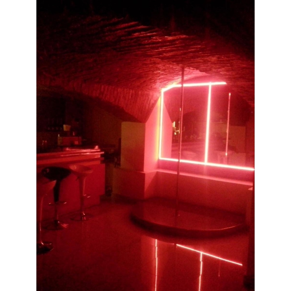 Ресторанный сервис бронирования столиков menu-rest.com - Интерьер ресторана "Зависть"