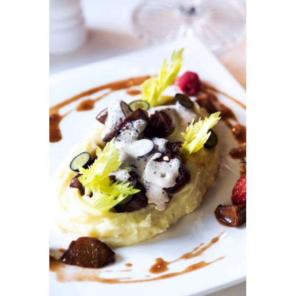 Ресторанный сервис бронирования столиков menu-rest.com - Интерьер ресторана "Graf-in"