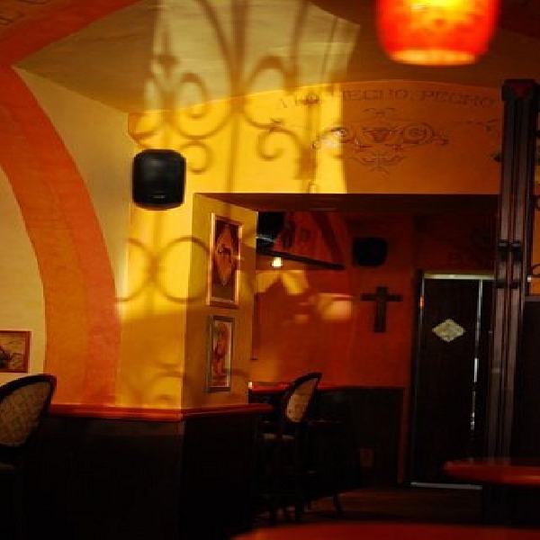 Ресторанный сервис бронирования столиков menu-rest.com - Интерьер ресторана "БАРСЛОНА"