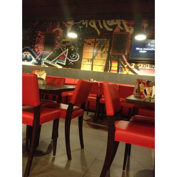 Ресторанный сервис бронирования столиков menu-rest.com - Интерьер ресторана "SПБ"