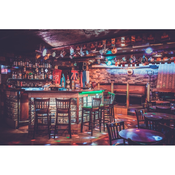 Ресторанный сервис бронирования столиков menu-rest.com - Интерьер ресторана "Проходимец"