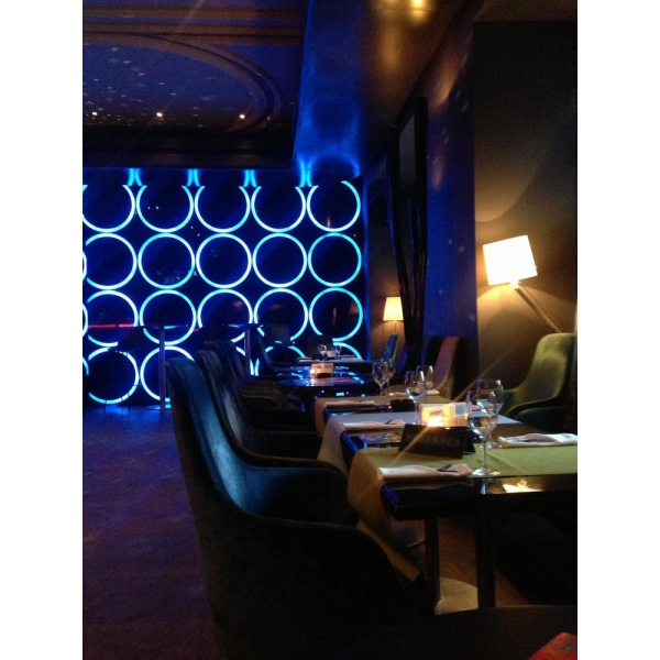 Ресторанный сервис бронирования столиков menu-rest.com - Интерьер ресторана "Barrel"