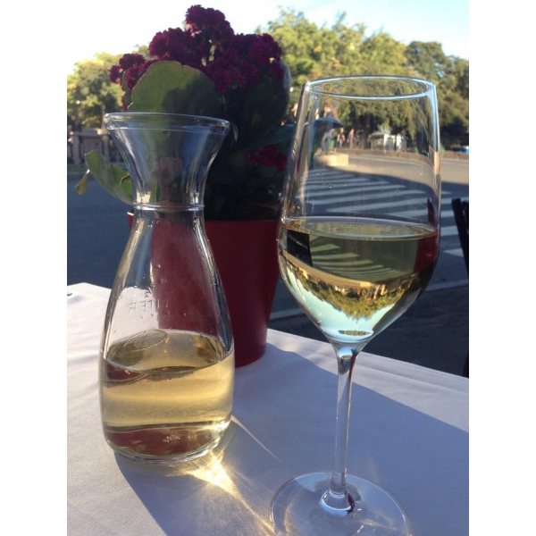 Ресторанный сервис бронирования столиков menu-rest.com - Интерьер ресторана "Romeo`s bar & kitchen"