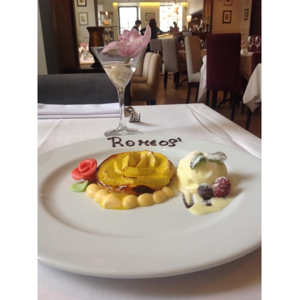 Ресторанный сервис бронирования столиков menu-rest.com - Интерьер ресторана "Romeo`s bar & kitchen"