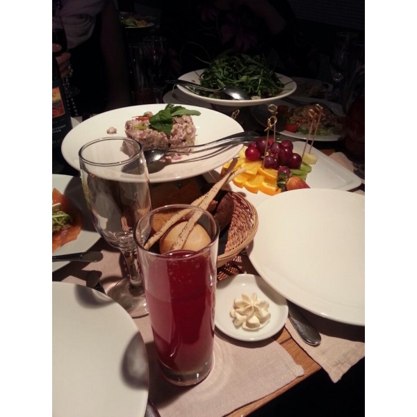 Ресторанный сервис бронирования столиков menu-rest.com - Интерьер ресторана "Наbeerежная"