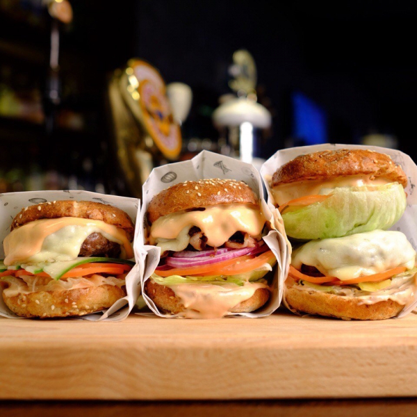 Ресторанный сервис бронирования столиков menu-rest.com - Интерьер ресторана "THE PUB"