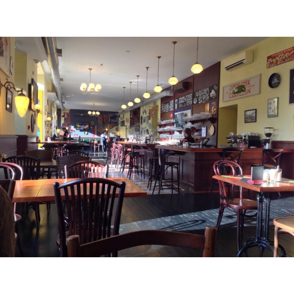 Ресторанный сервис бронирования столиков menu-rest.com - Интерьер ресторана "Manneken Pis"