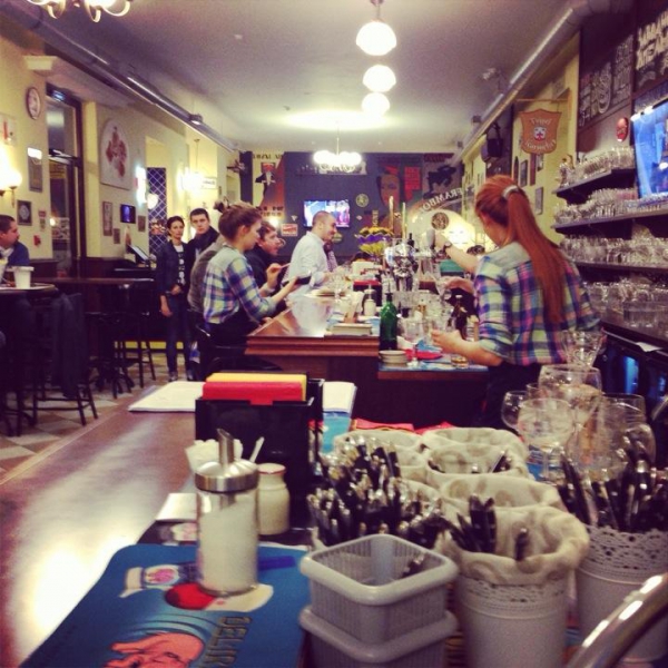 Ресторанный сервис бронирования столиков menu-rest.com - Интерьер ресторана "Manneken Pis"