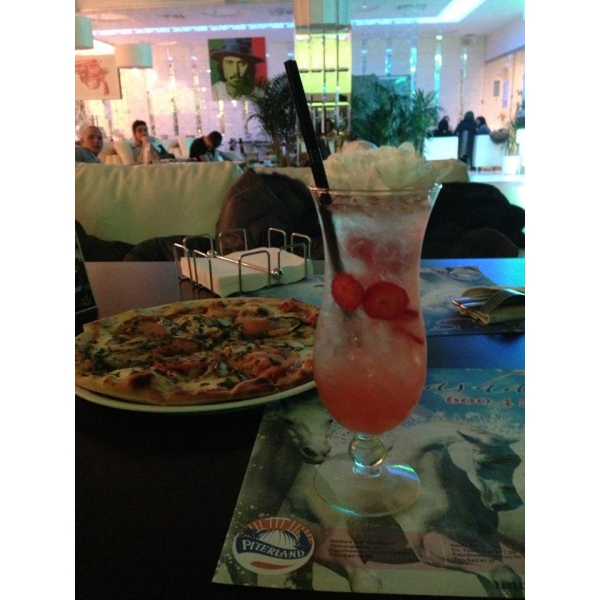 Ресторанный сервис бронирования столиков menu-rest.com - Интерьер ресторана "Sasha`s bar"