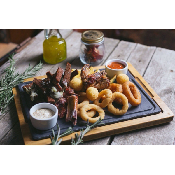 Ресторанный сервис бронирования столиков menu-rest.com - Интерьер ресторана "Oldham"