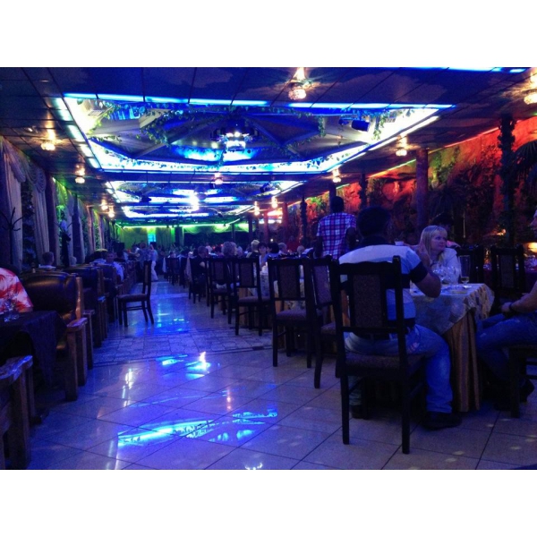 Ресторанный сервис бронирования столиков menu-rest.com - Интерьер ресторана "Куракина Дача"