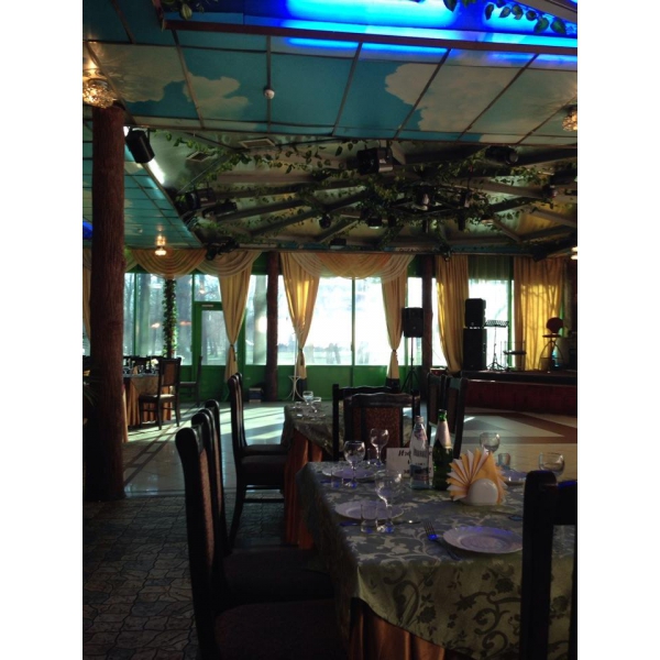 Ресторанный сервис бронирования столиков menu-rest.com - Интерьер ресторана "Куракина Дача"