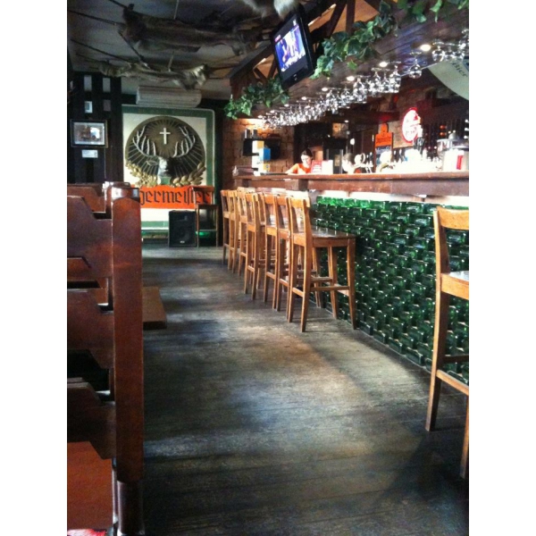 Ресторанный сервис бронирования столиков menu-rest.com - Интерьер ресторана "Jager Haus"