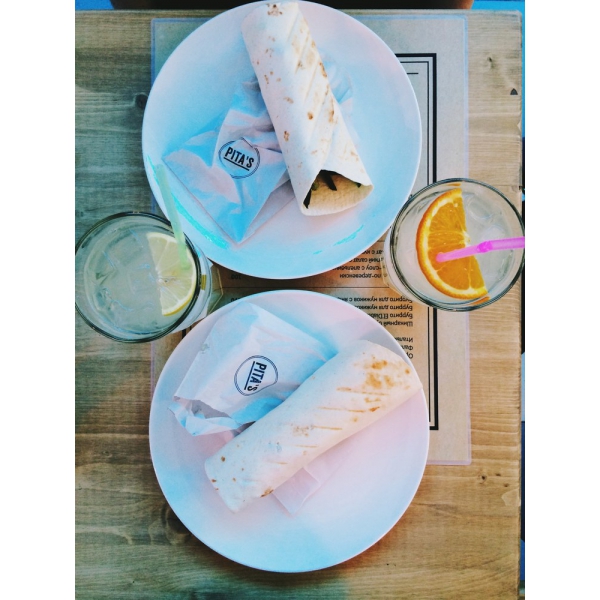 Ресторанный сервис бронирования столиков menu-rest.com - Интерьер ресторана "Pita`s"