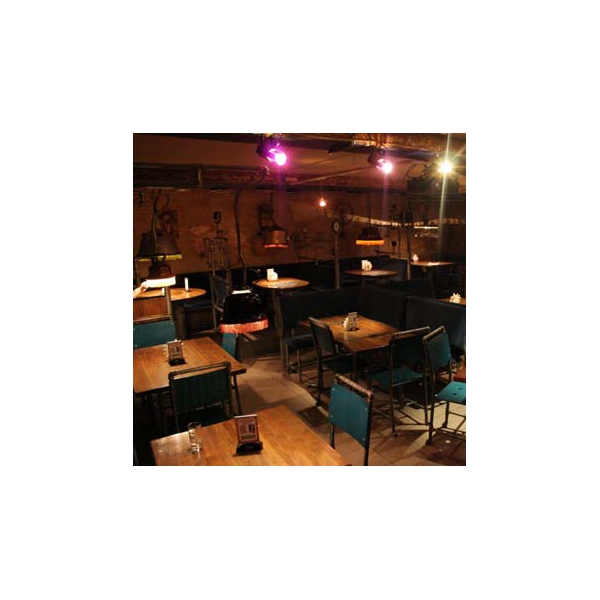 Ресторанный сервис бронирования столиков menu-rest.com - Интерьер ресторана "Заводные яйца"