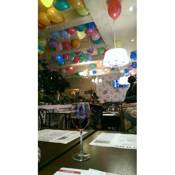 Ресторанный сервис бронирования столиков menu-rest.com - Интерьер ресторана "Мама на даче"