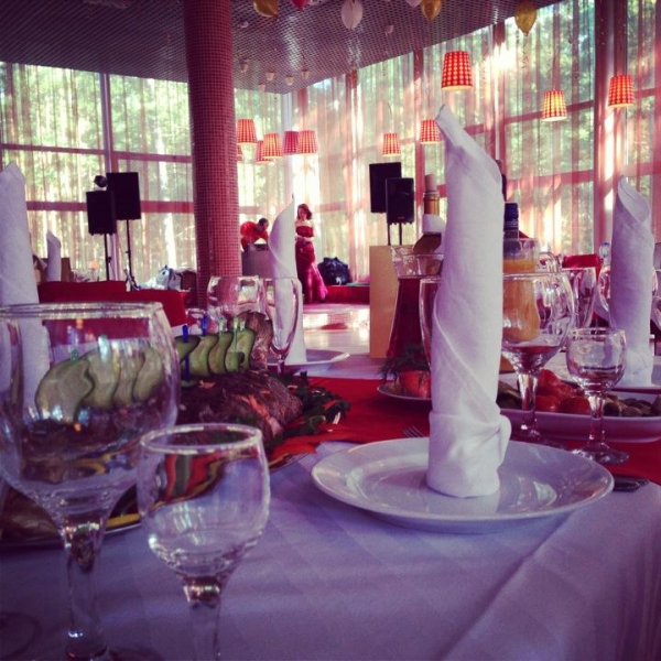 Ресторанный сервис бронирования столиков menu-rest.com - Интерьер ресторана "Ротонда"