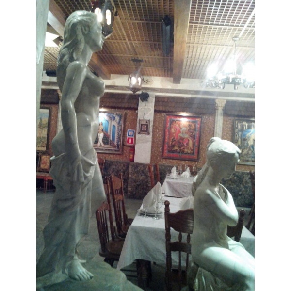 Ресторанный сервис бронирования столиков menu-rest.com - Интерьер ресторана "Семь Красавиц"