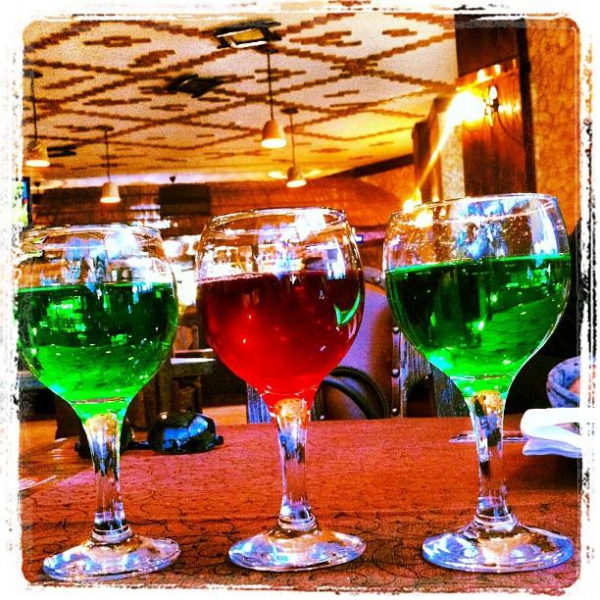 Ресторанный сервис бронирования столиков menu-rest.com - Интерьер ресторана "Семейный очаг"