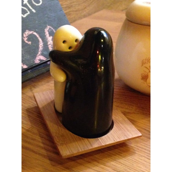 Ресторанный сервис бронирования столиков menu-rest.com - Интерьер ресторана "ЕДА и кофе"