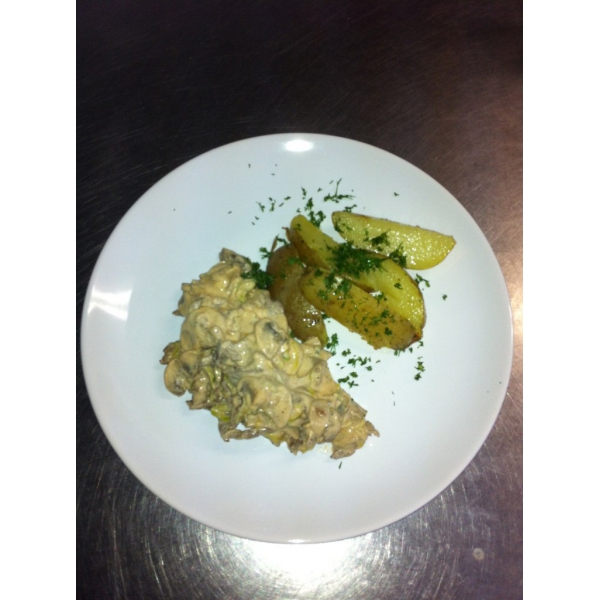 Ресторанный сервис бронирования столиков menu-rest.com - Интерьер ресторана "Усадьба"