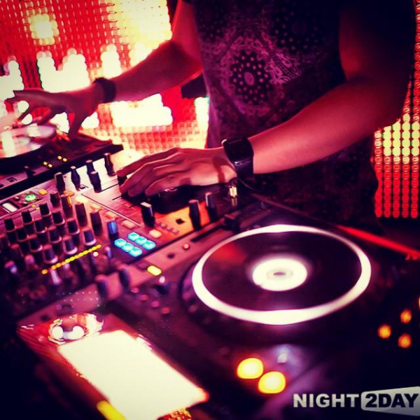 Ресторанный сервис бронирования столиков menu-rest.com - Интерьер ресторана "Пятница"