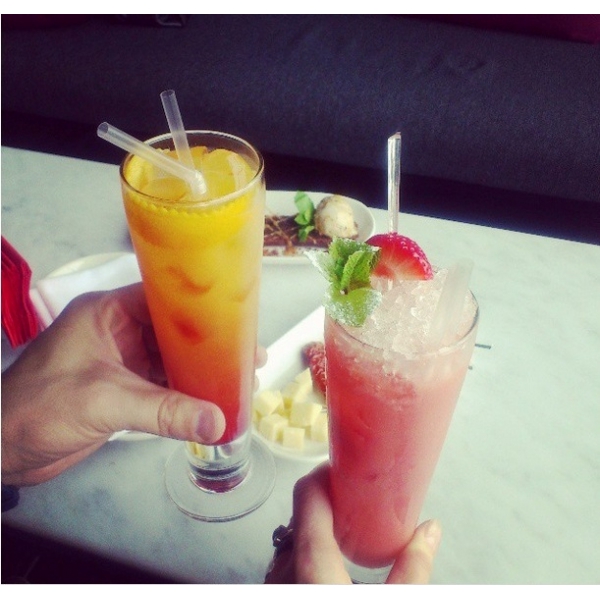 Ресторанный сервис бронирования столиков menu-rest.com - Интерьер ресторана "AZIMUT SKY Bar"