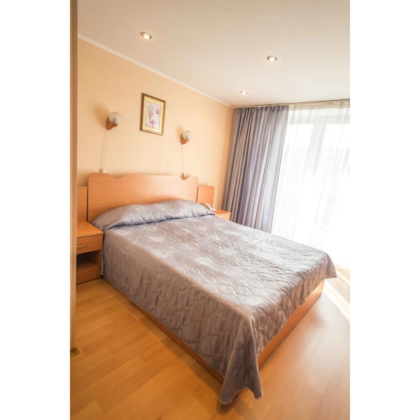 Ресторанный сервис бронирования столиков menu-rest.com - Интерьер ресторана "Аннушка"