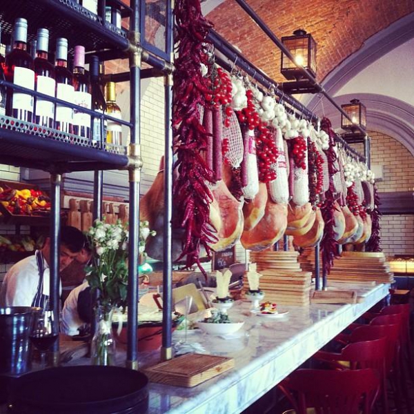 Ресторанный сервис бронирования столиков menu-rest.com - Интерьер ресторана "Jamie`s Italian"