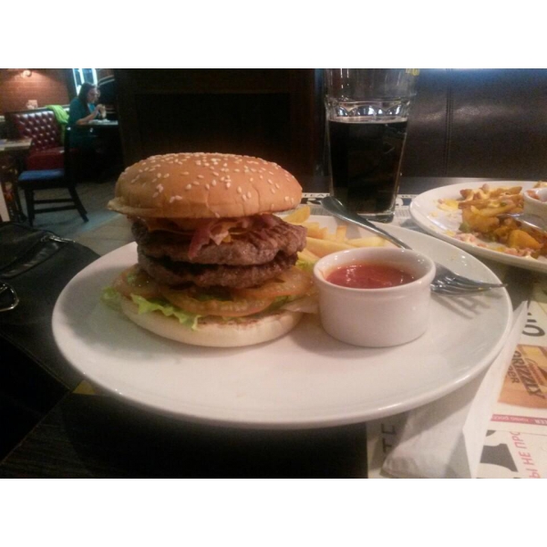 Ресторанный сервис бронирования столиков menu-rest.com - Интерьер ресторана "Grizzly Bar"