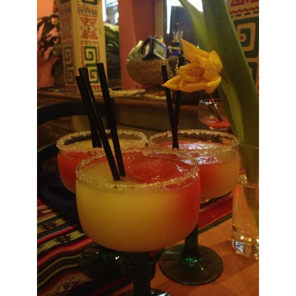 Ресторанный сервис бронирования столиков menu-rest.com - Интерьер ресторана "Трес Амигос"