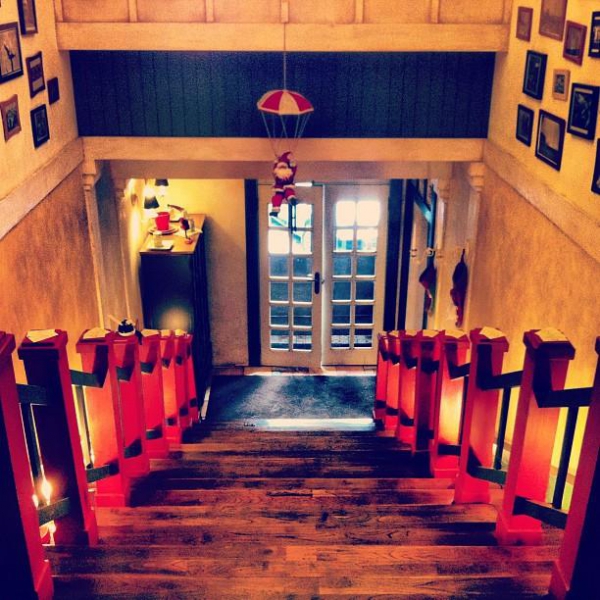 Ресторанный сервис бронирования столиков menu-rest.com - Интерьер ресторана "Гости"