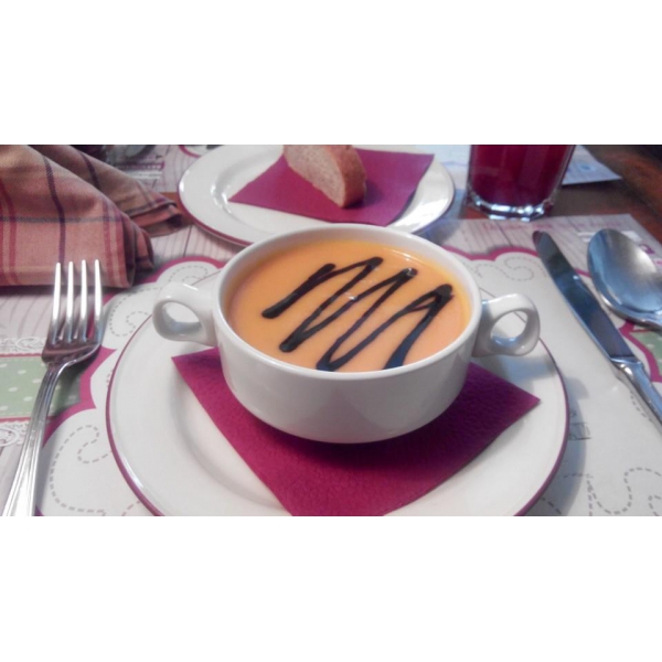 Ресторанный сервис бронирования столиков menu-rest.com - Интерьер ресторана "Гости"