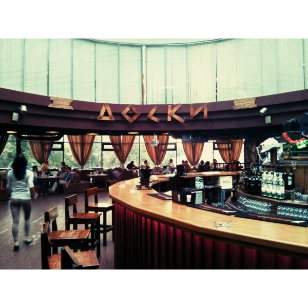 Ресторанный сервис бронирования столиков menu-rest.com - Интерьер ресторана "Доски"