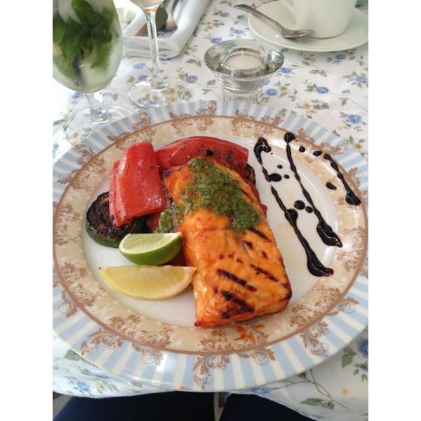 Ресторанный сервис бронирования столиков menu-rest.com - Интерьер ресторана "Чердак художника"