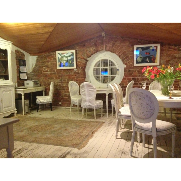 Ресторанный сервис бронирования столиков menu-rest.com - Интерьер ресторана "Чердак художника"