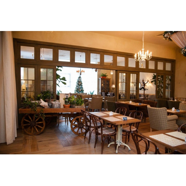 Ресторанный сервис бронирования столиков menu-rest.com - Интерьер ресторана "Плюшкин"