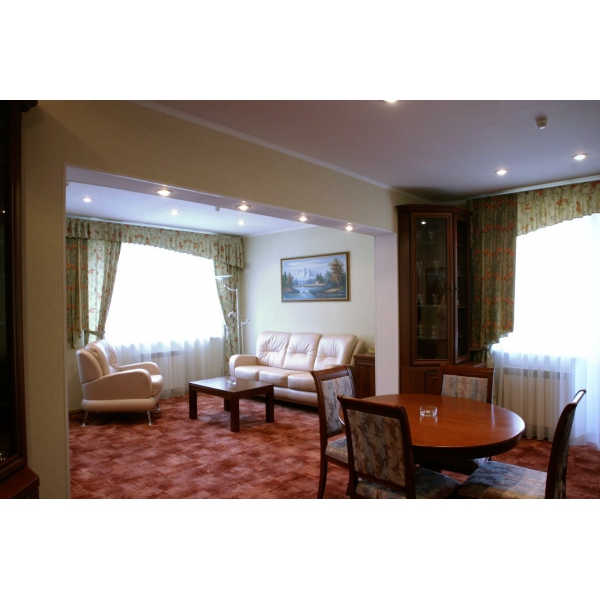 Ресторанный сервис бронирования столиков menu-rest.com - Интерьер ресторана "Русь"