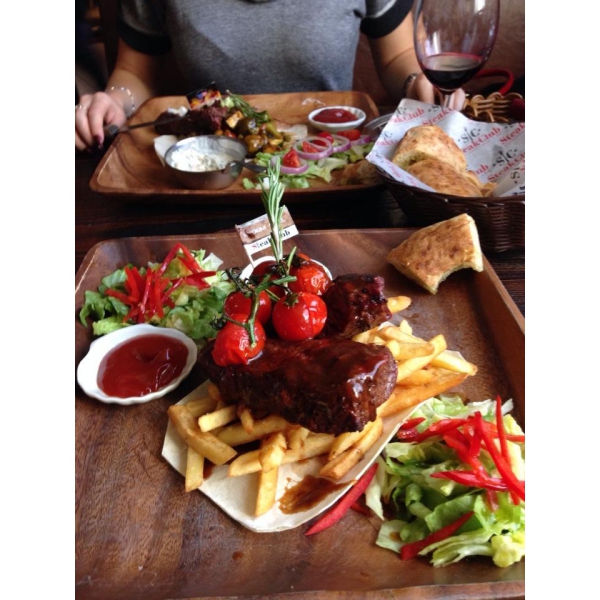 Ресторанный сервис бронирования столиков menu-rest.com - Интерьер ресторана "Steak Club"