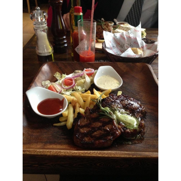 Ресторанный сервис бронирования столиков menu-rest.com - Интерьер ресторана "Steak Club"